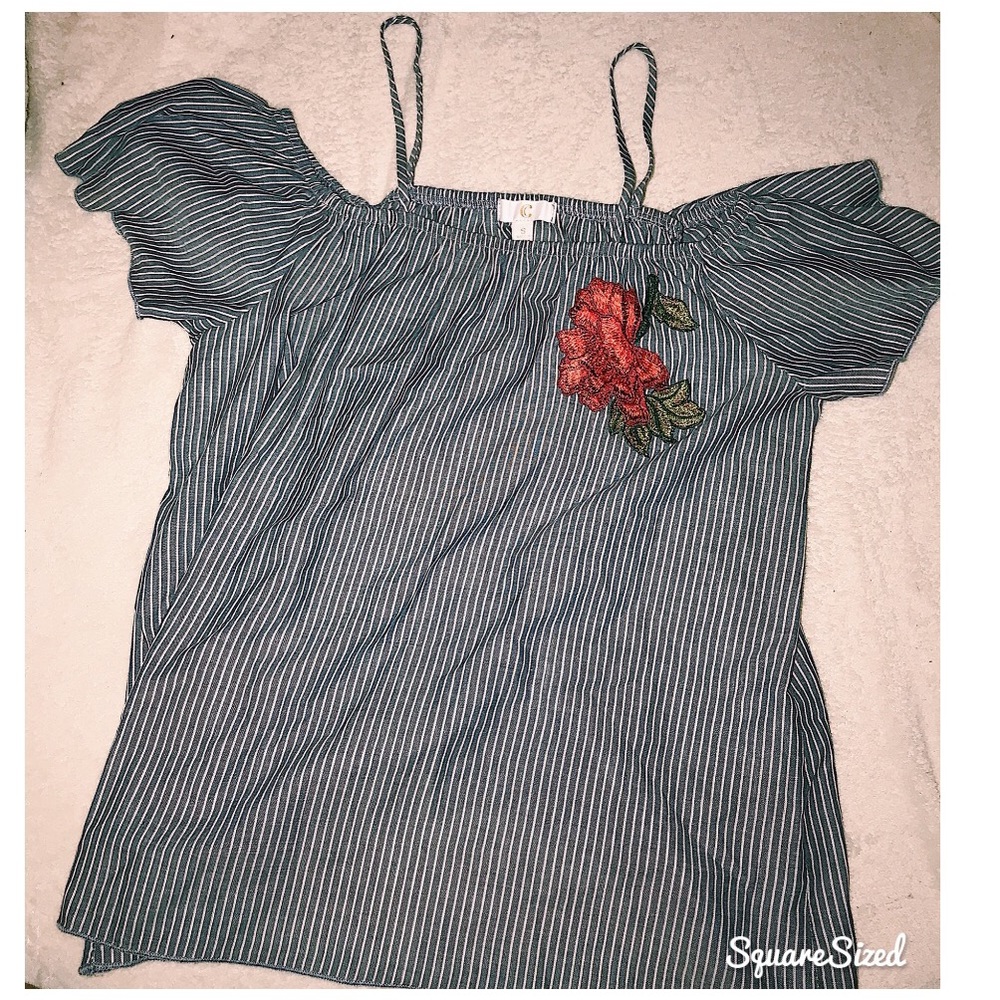 💙off shoulder top💙